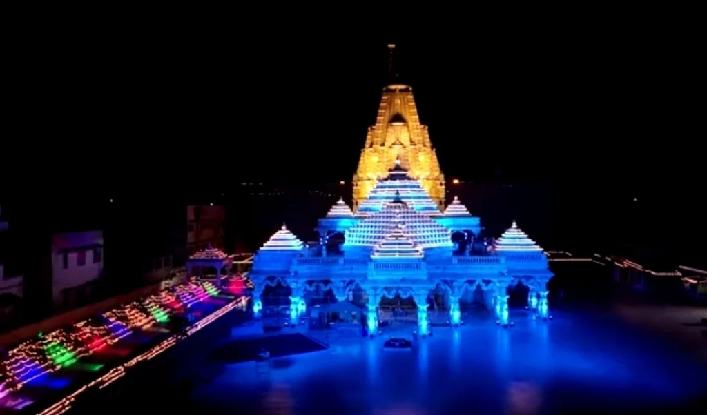 Ambaji-Temple-Decorated-with-Lights