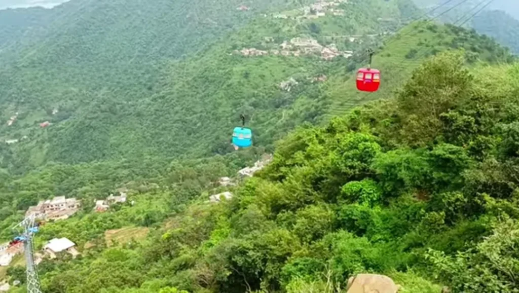 Ropeway-to-Naina-Devi-Temple