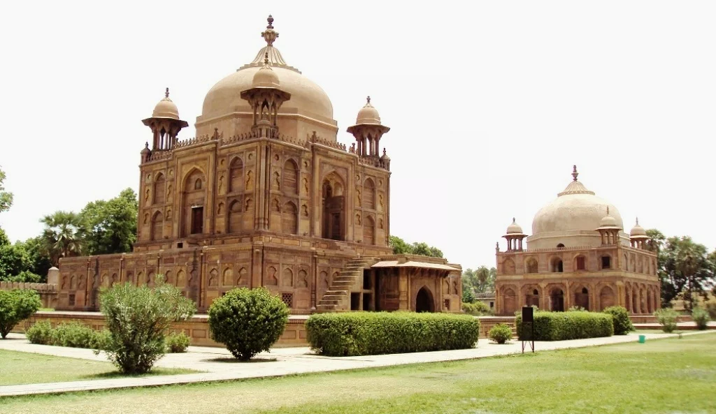 Khusro Bagh