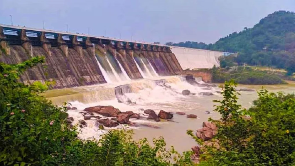 Massanjore-Dam